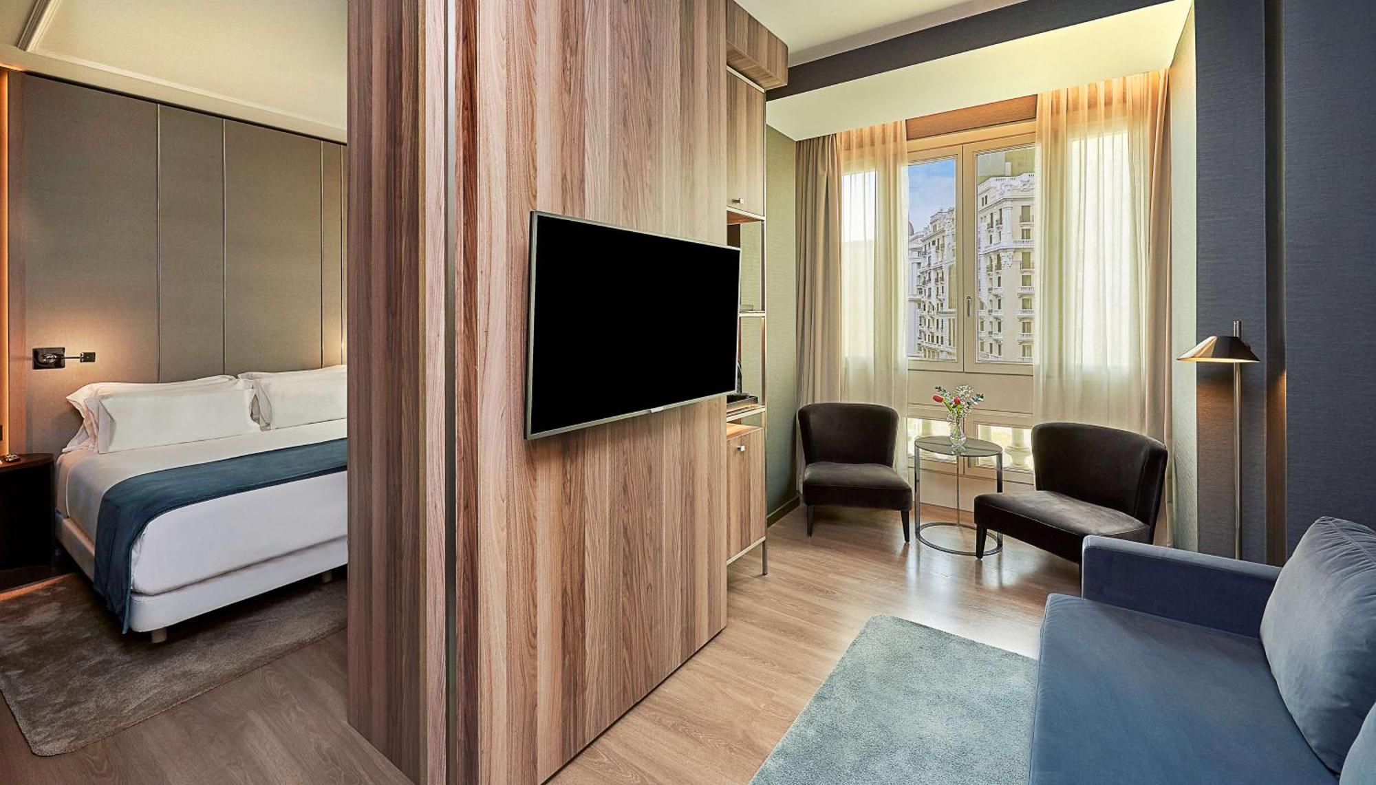 Nh Collection Gran Via Hotel 4*